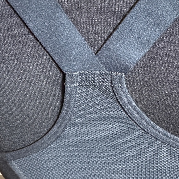 All in Motion black Zipper Sports Bra - Picture 3 of 8